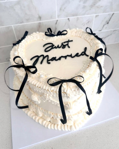 Acrylic Just Married Cake Fropper