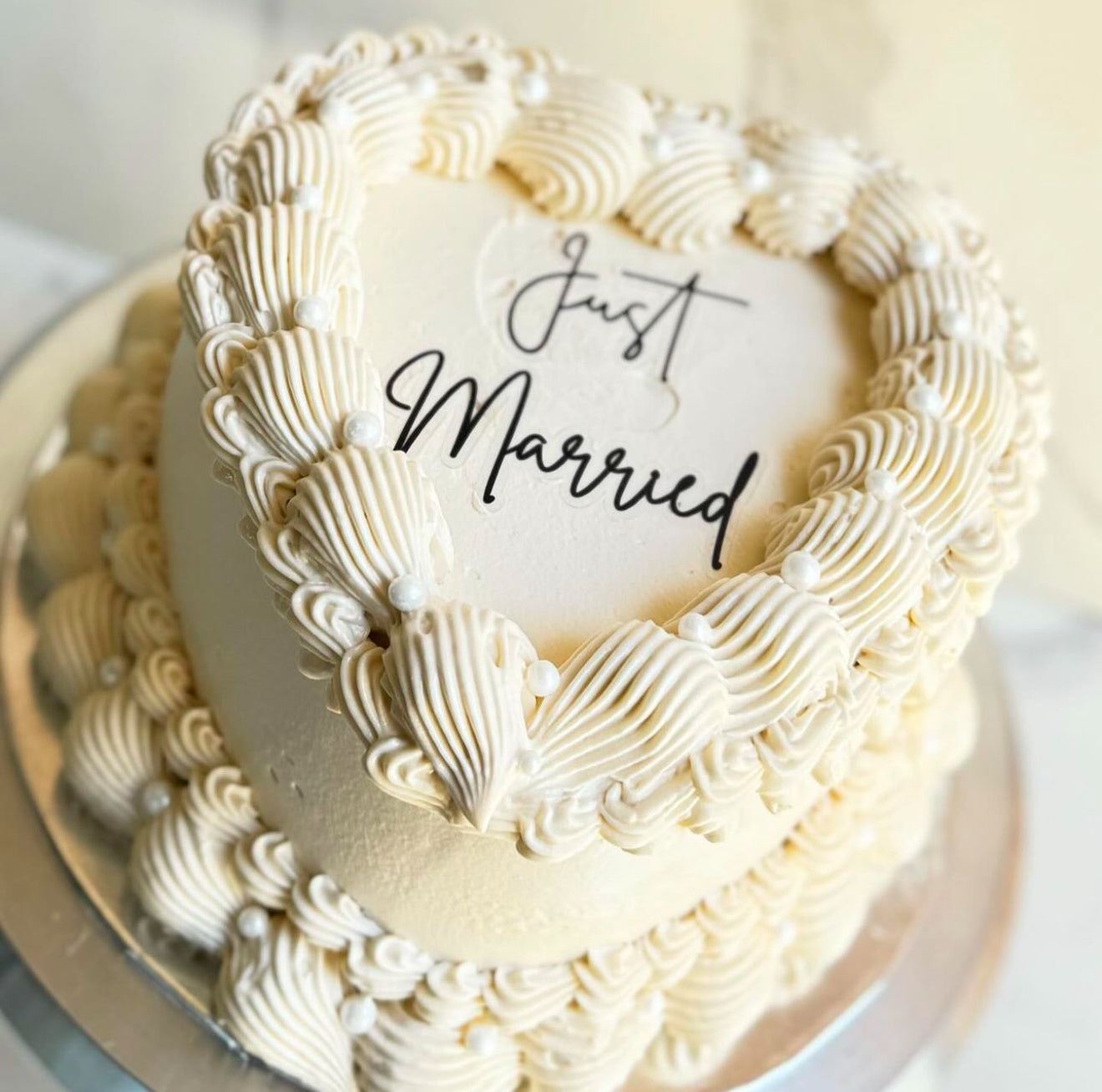 Just Married Cake Fropper